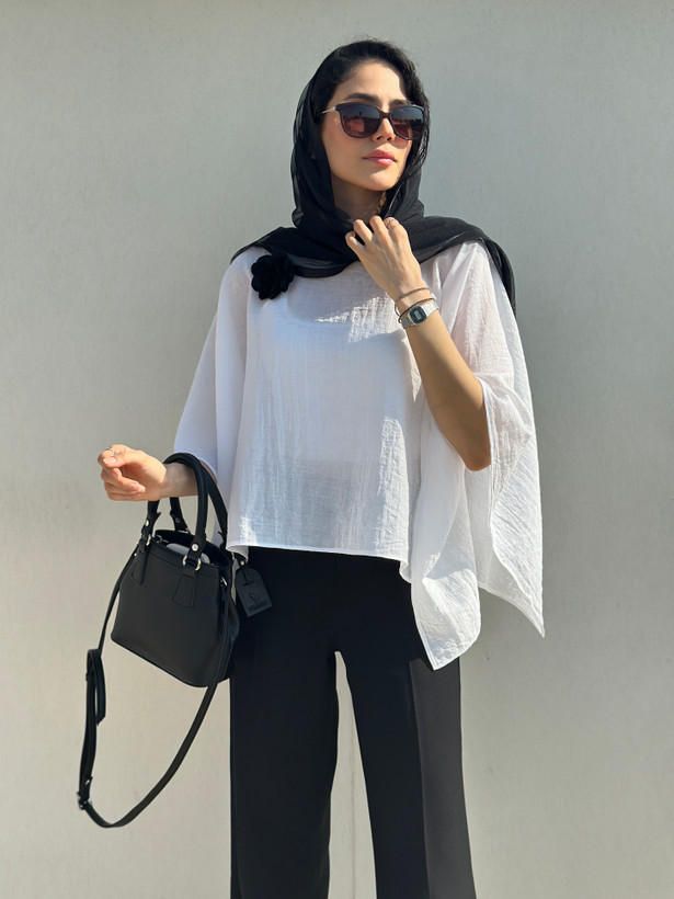 پانچو white