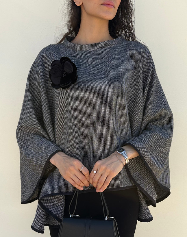 پانچو پشمی Lady